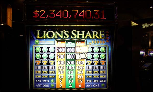 Slot Machine jackpot 2 milioni e mezzo